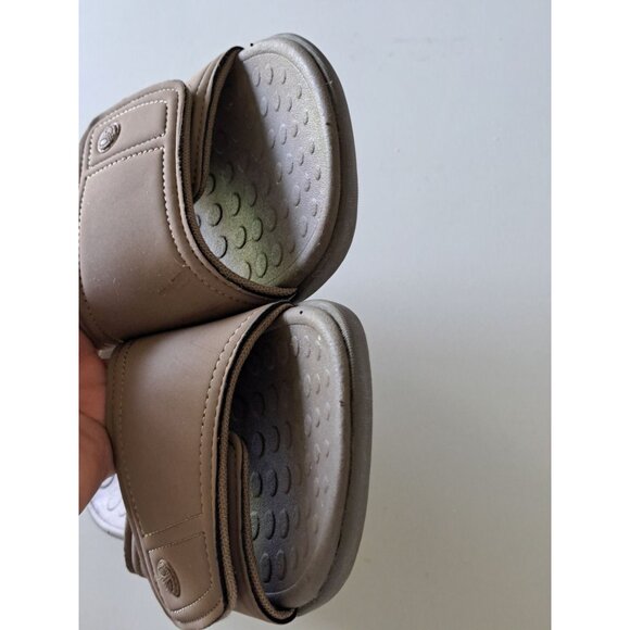 Vionic Kiwi Women's Motion  Orthotic Slide Sandals Size 9 Tan Adjust Hook  Loop - Picture 8 of 13